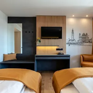 augsburg-hotel-sonnenhof.getmunichhotels.com/